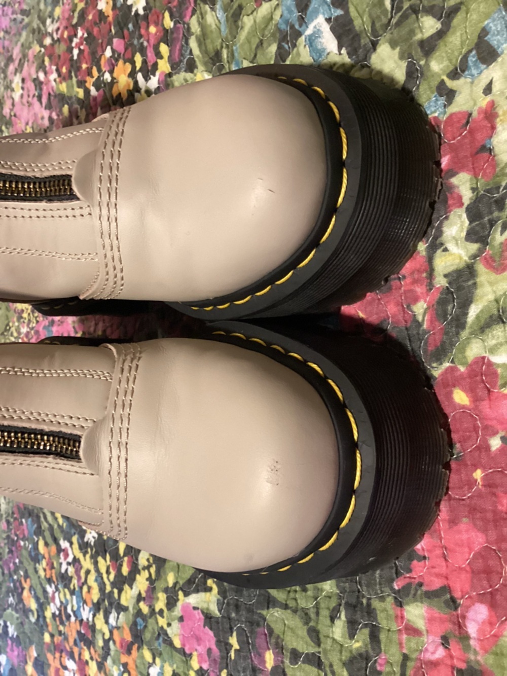EUC Dr. Martens Jetta Leather Sendal Cream Zip Combat Boots 🖤🩶🤍🩷❤️‍🔥 - Picture 9 of 12